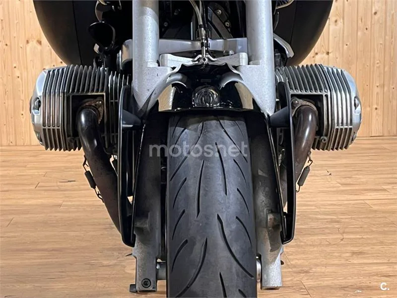 BMW R 1200 R – Vista 25