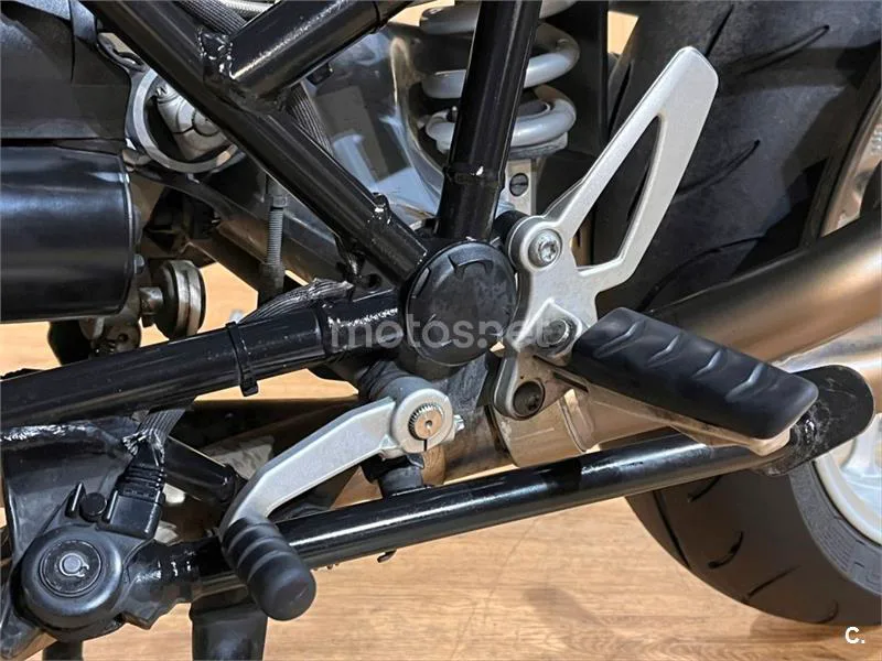 BMW R 1200 R – Vista 36