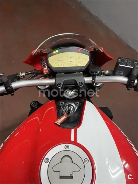 Ducati Monster 821 – Vista 5