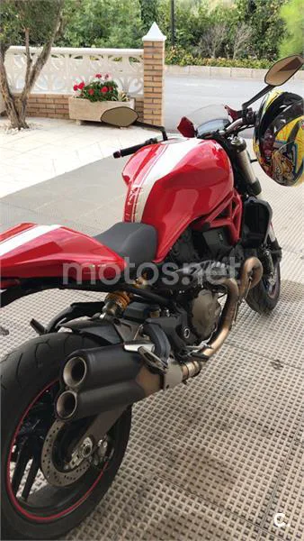 Ducati Monster 821 – Vista 7