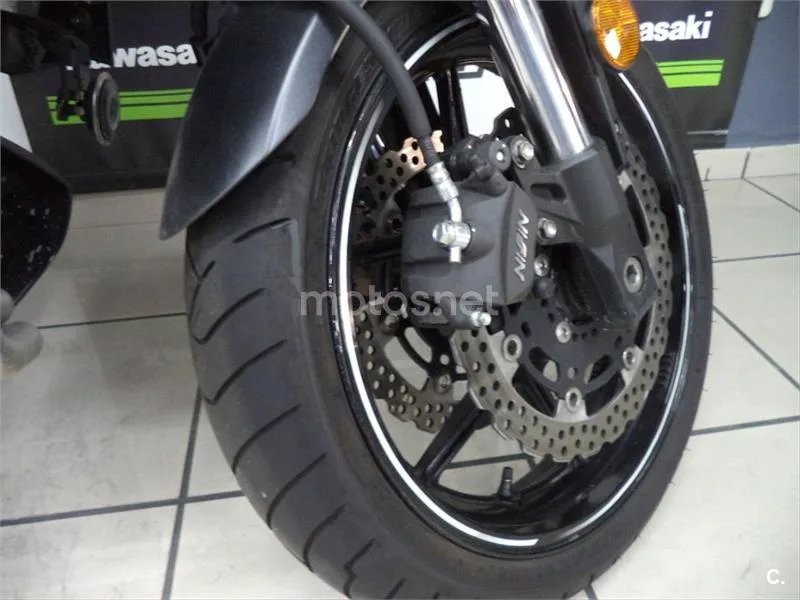 Kawasaki Versys – Vista 6