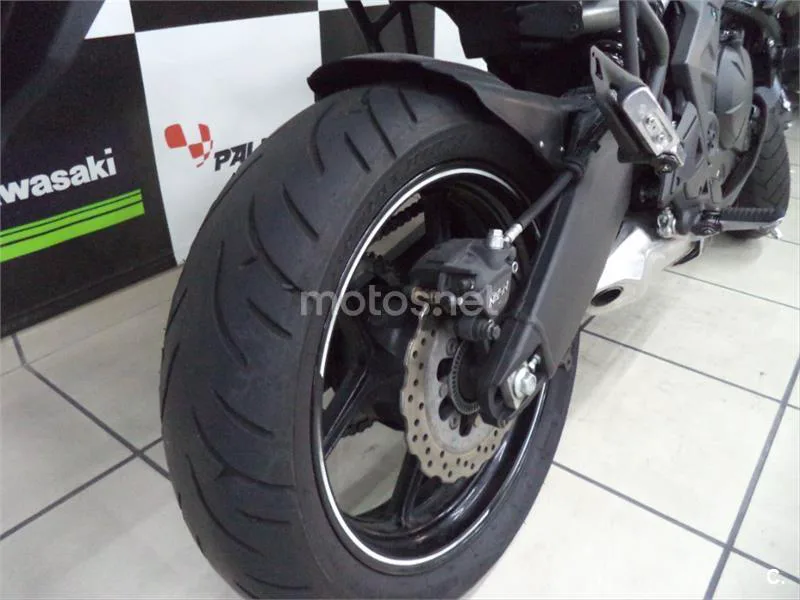 Kawasaki Versys – Vista 7