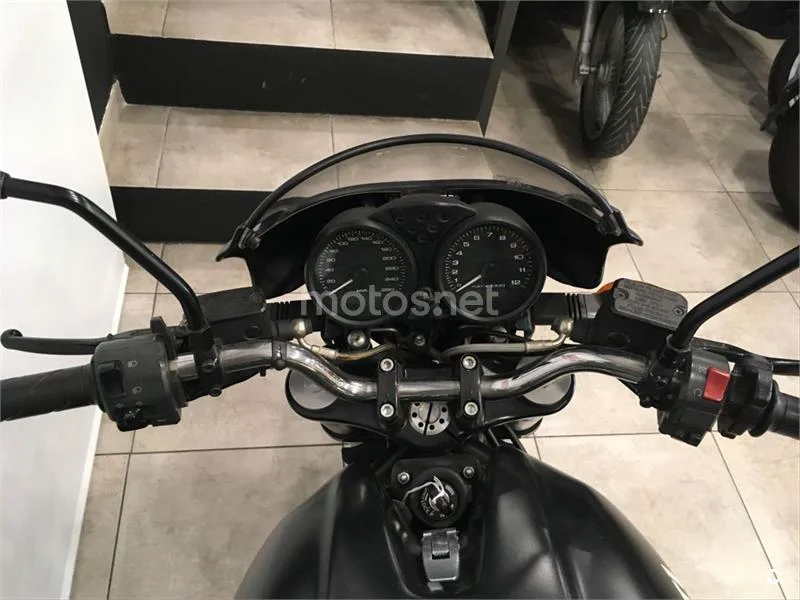 Ducati Monster 695 – Vista 7
