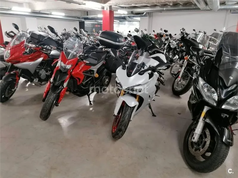 MV Agusta Brutale – Vista 14