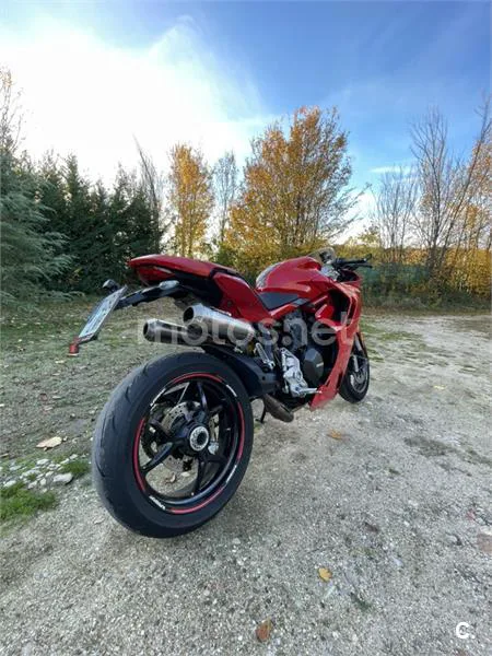 Ducati SuperSport – Vista 4