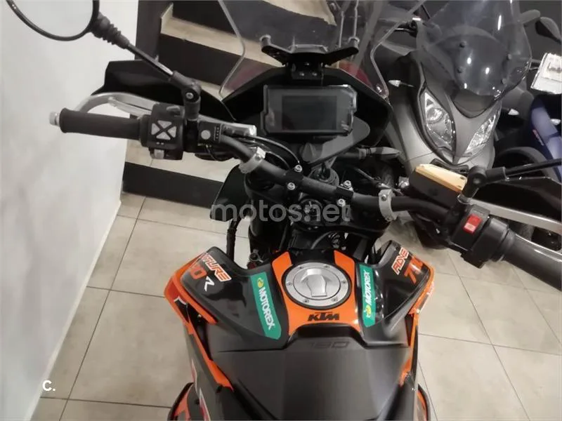 KTM 790 – Vista 3