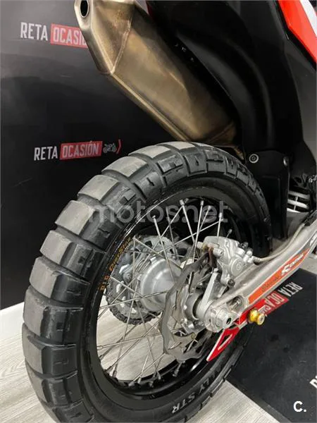 KTM 690 Enduro R – Vista 10