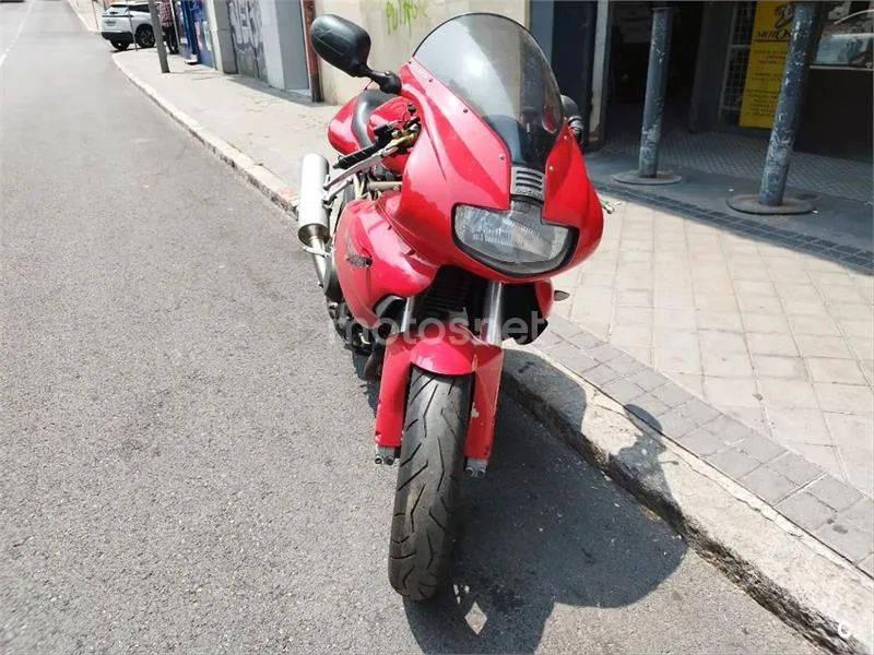 Ducati 750 SS – Vista 3