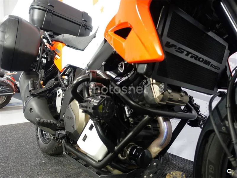 Suzuki V-Strom 1050 – Vista 14