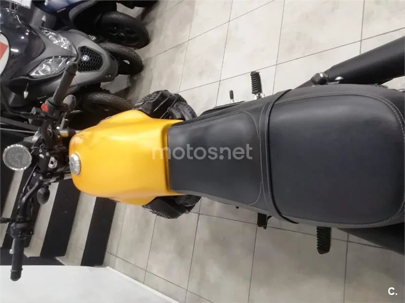 Moto Guzzi V7 III – Vista 6