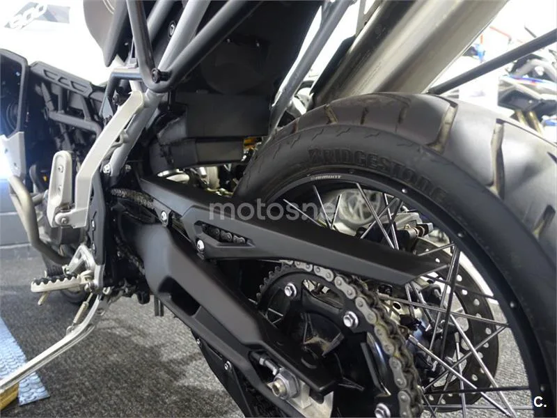 Triumph Tiger 900 – Vista 11