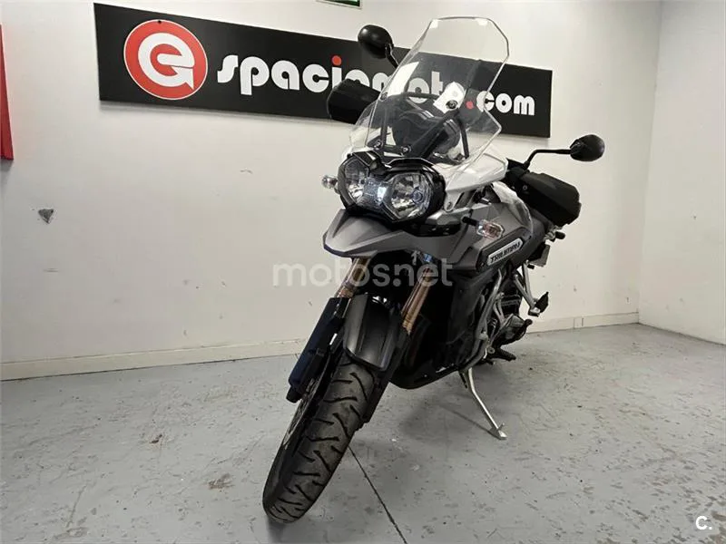 Triumph Tiger Explorer - Vista 3
