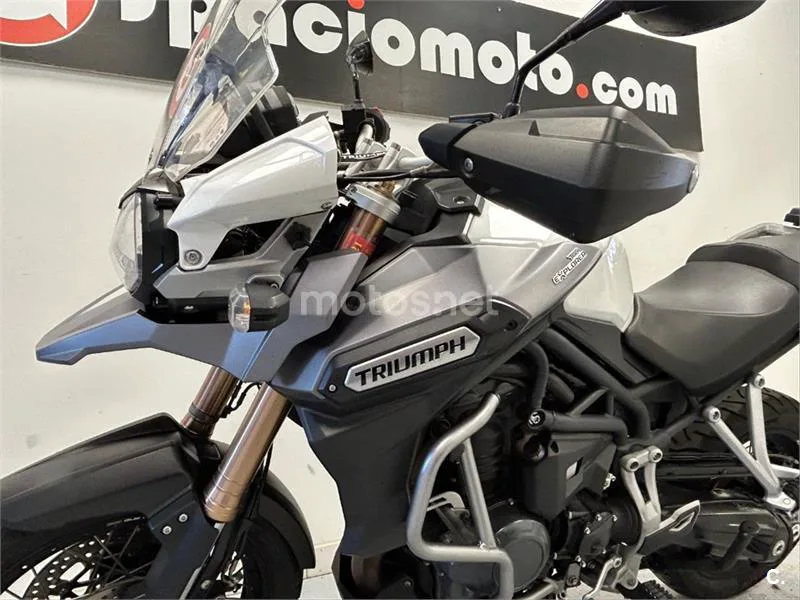 Triumph Tiger Explorer - Vista 5