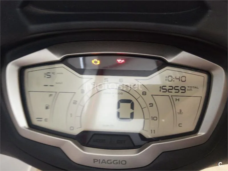 Piaggio Beverly – Vista 3
