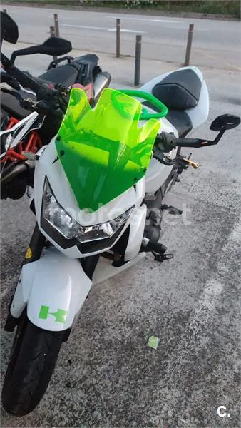 Kawasaki Z750 3500 € 2007 Barcelona - 2