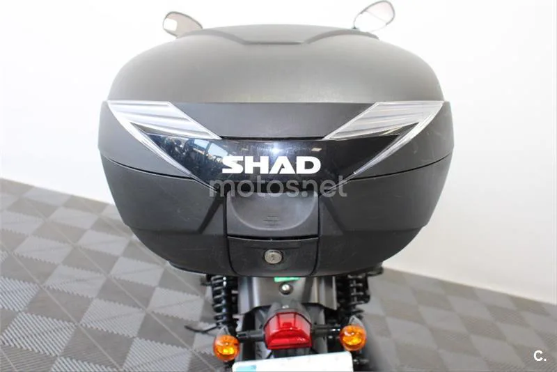 Hyosung Aquila GV 125 S – Vista 10