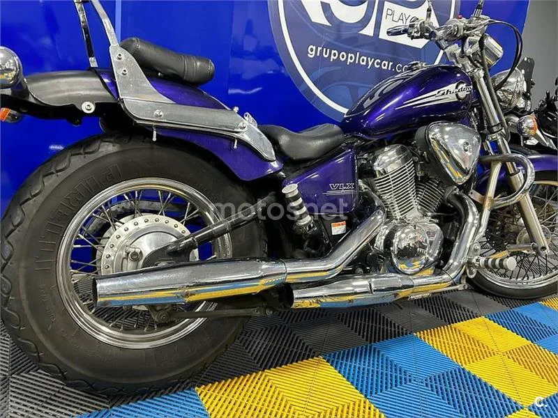 Honda VT 600 C Shadow – Vista 8