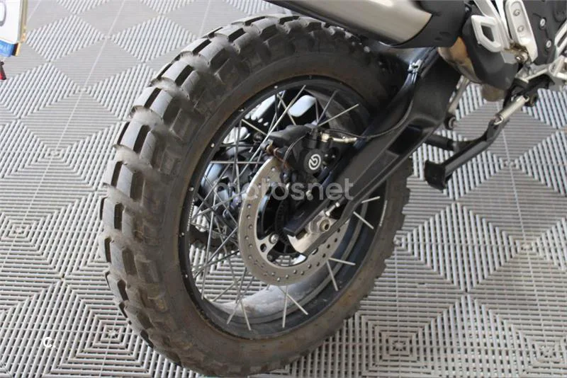 Triumph Tiger 900 – Vista 11