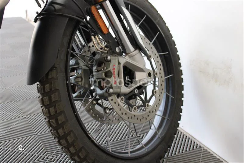 Triumph Tiger 900 – Vista 13