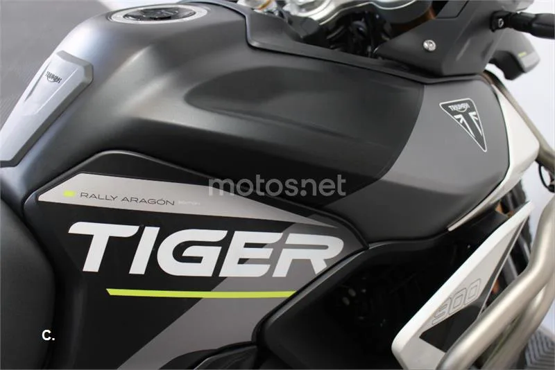 Triumph Tiger 900 – Vista 14
