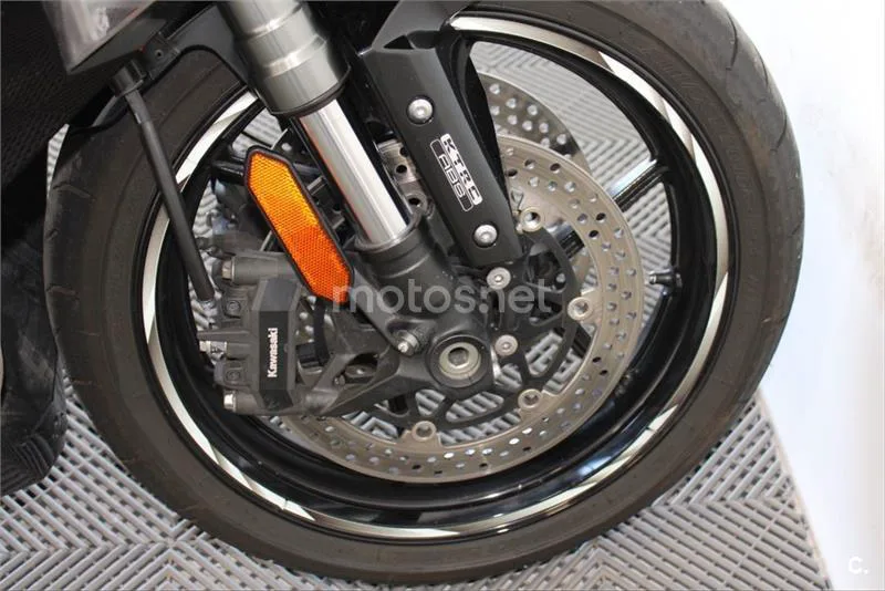 Kawasaki Ninja 1000 SX – Vista 13