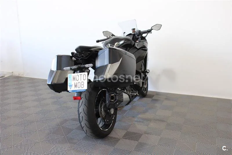 Kawasaki Ninja 1000 SX – Vista 7