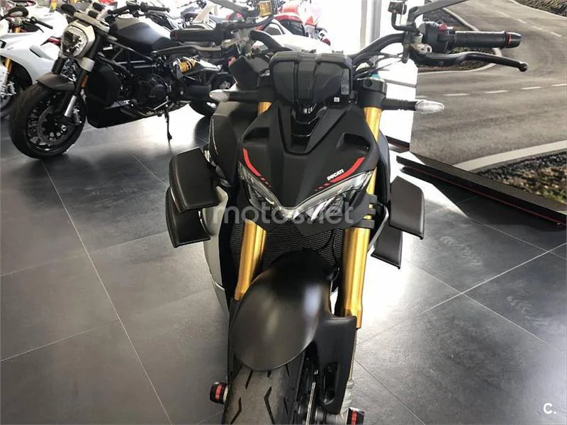 Ducati Streetfighter V4 – Vista 3