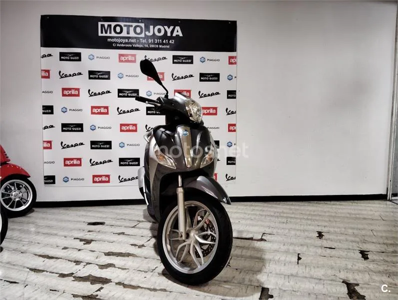 Piaggio Medley – Vista 6