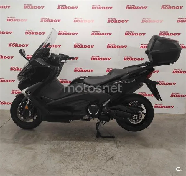 Yamaha TMAX 530 – Vista 5