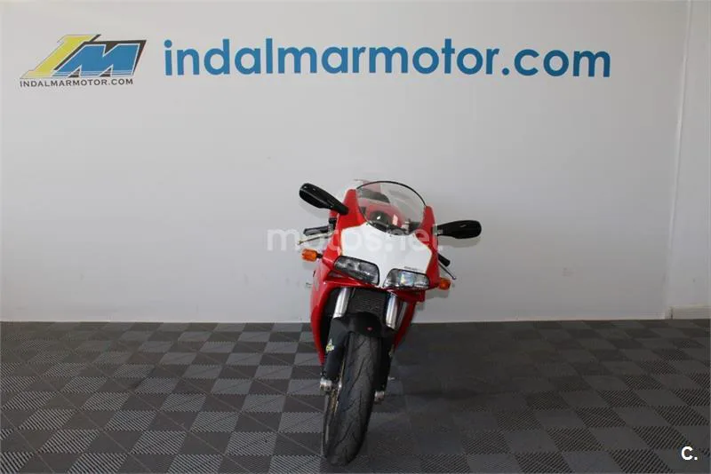 Ducati 748 – Vista 3
