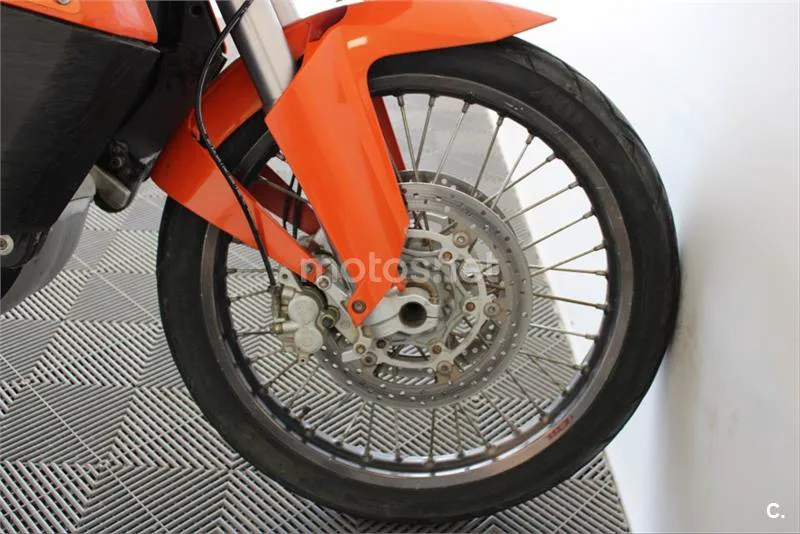 KTM 990 Adventure – Vista 13