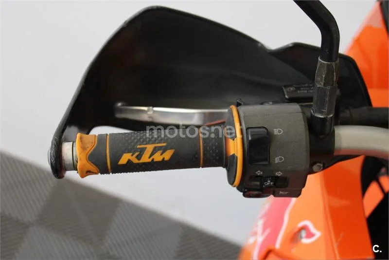 KTM 990 Adventure – Vista 14