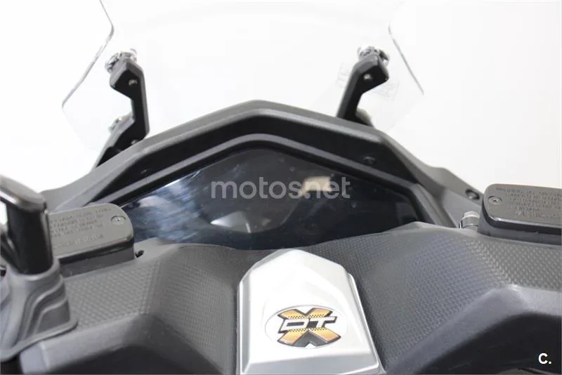 Kymco DTX 125 – Vista 16