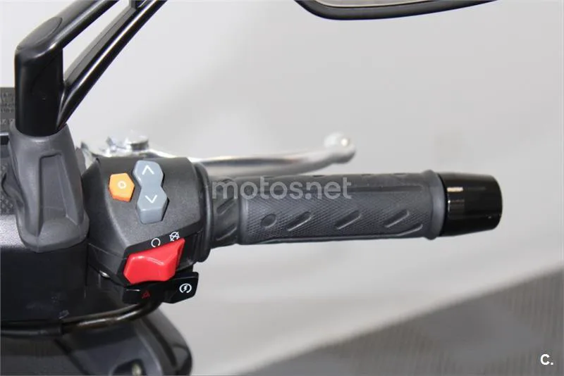 Kymco DTX 125 – Vista 17