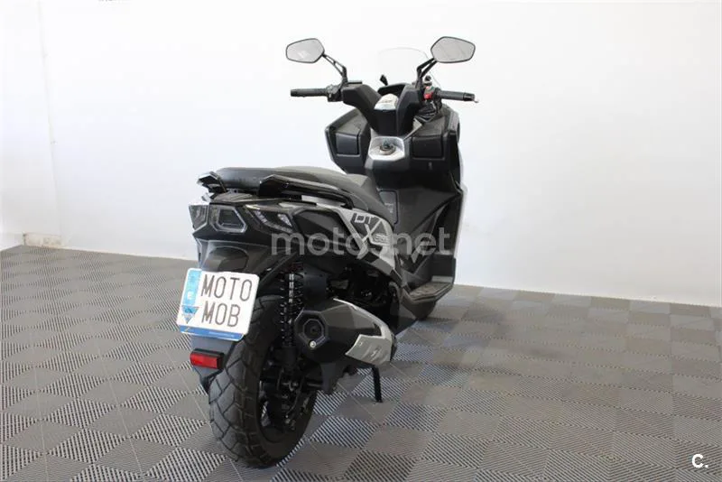Kymco DTX 125 – Vista 7