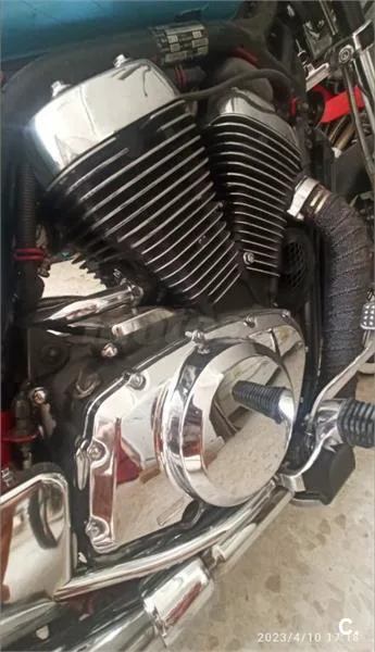 Suzuki Intruder VS 600 – Vista 5