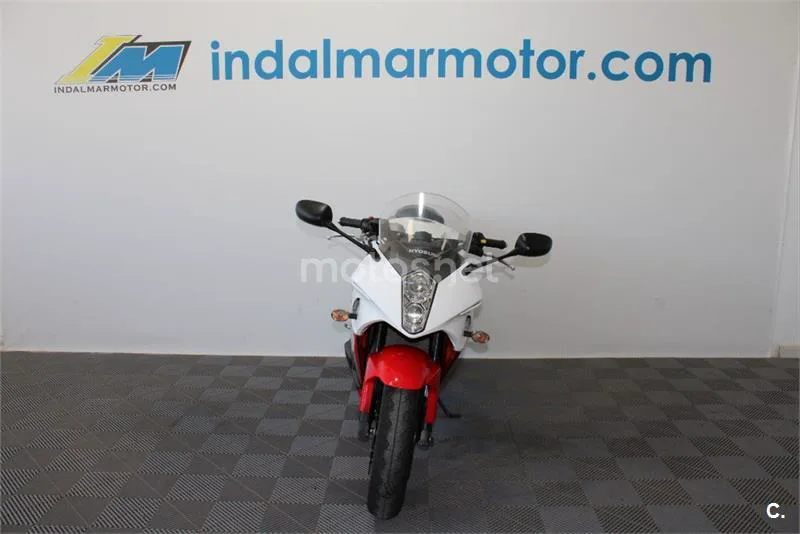 Hyosung Aquila GV 650i Pro – Vista 3