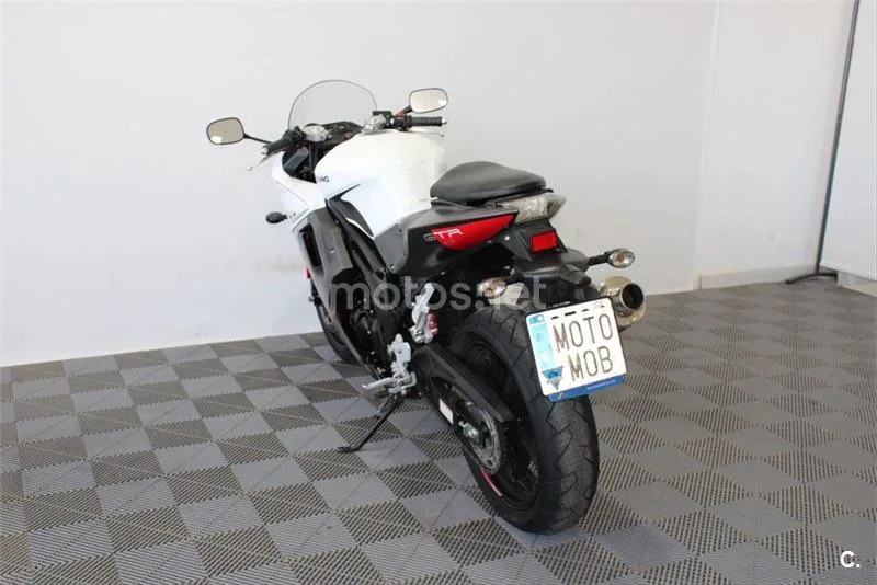 Hyosung Aquila GV 650i Pro – Vista 6