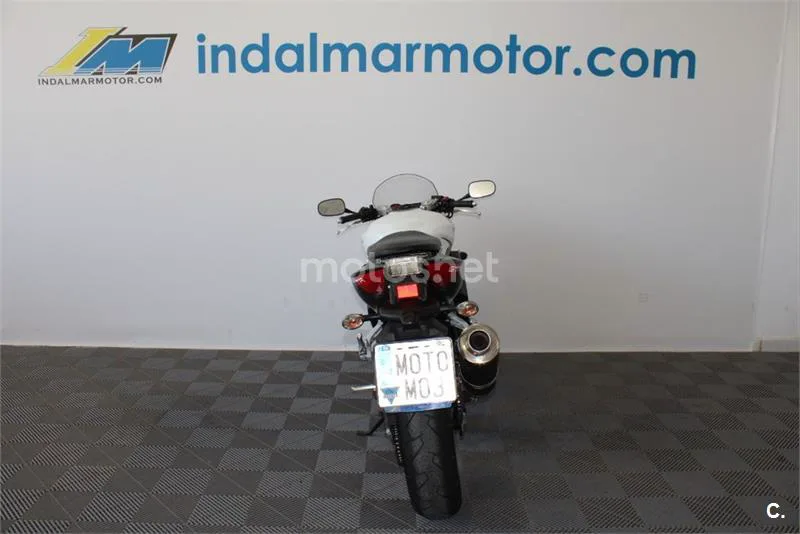 Hyosung Aquila GV 650i Pro – Vista 7
