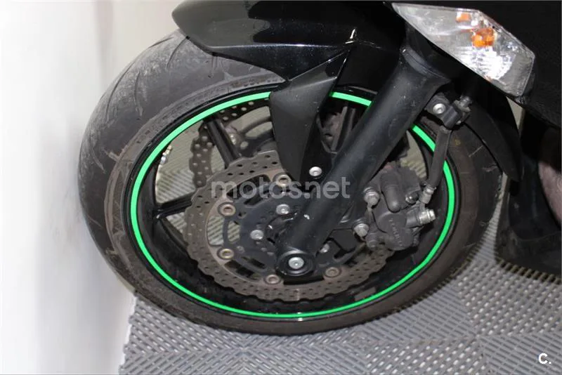 Kawasaki ER-6F – Vista 12