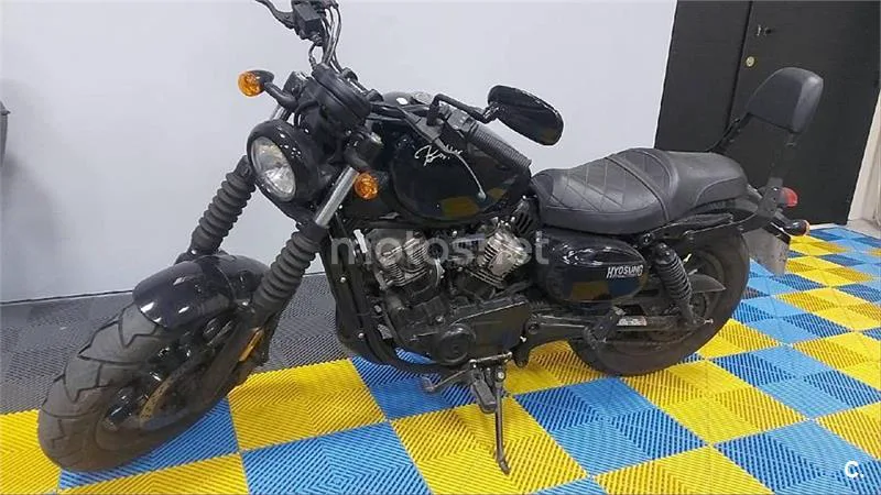 Hyosung Aquila GV 125 S – Vista 3