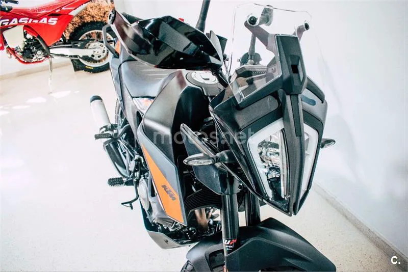 KTM 390 – Vista 7