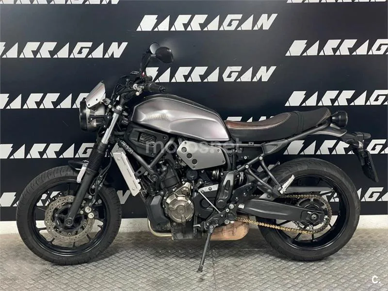 Yamaha XSR 700 – Vista 3