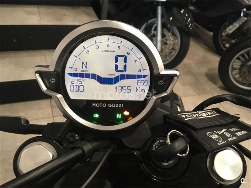 Moto Guzzi V7 – Vista 5