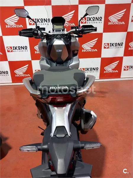 Honda X-ADV – Vista 3