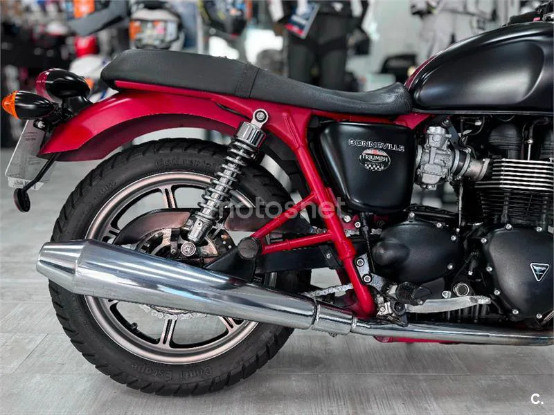 Triumph Bonneville SE – Vista 4