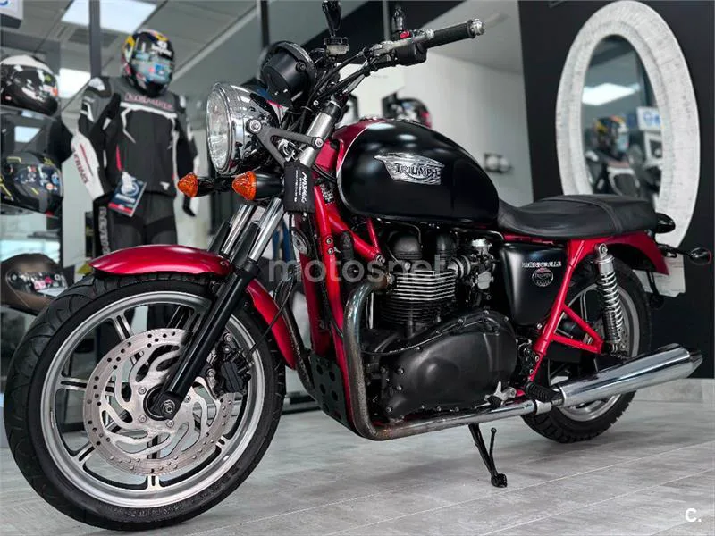 Triumph Bonneville SE – Vista 6
