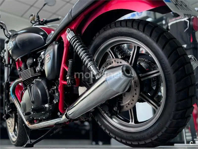 Triumph Bonneville SE – Vista 7