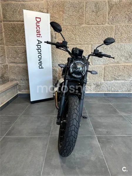 Ducati Scrambler – Vista 4