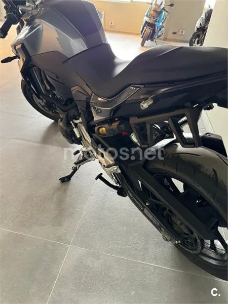 BMW F 900 R - Vista 5